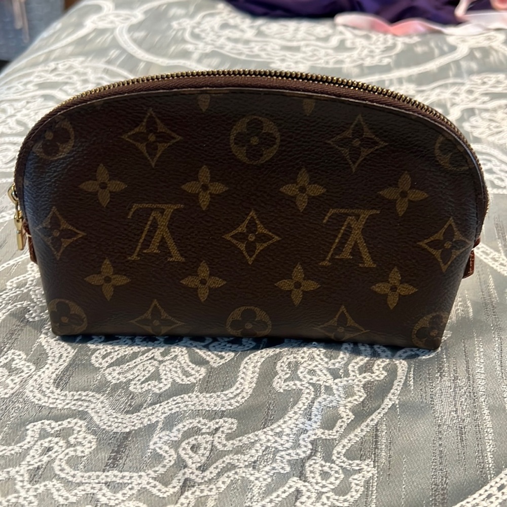Louis Vuitton monogram Pouchette